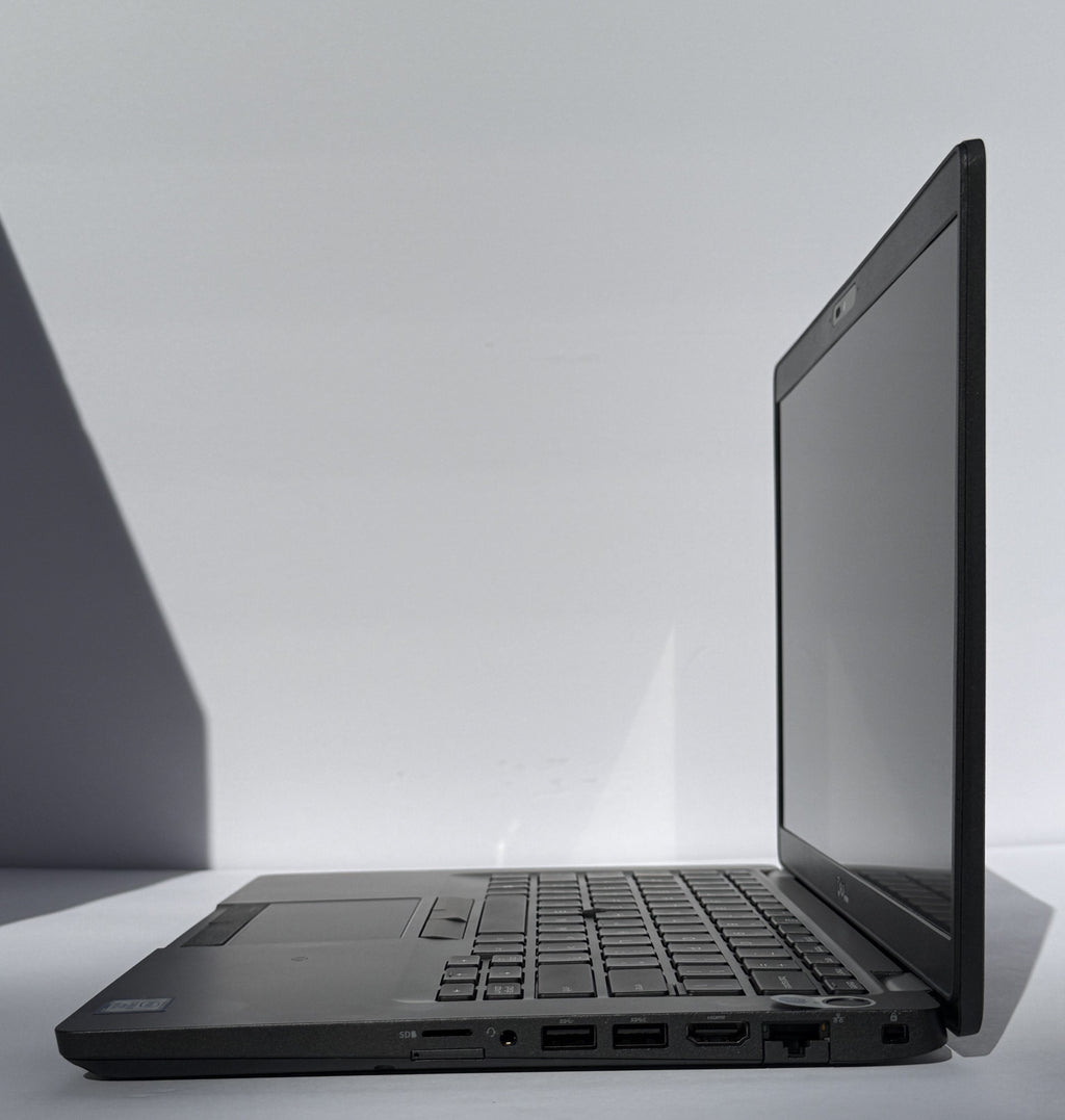 Dell Latitude 5400 – 14″| Intel Core i5‑8365U | 8GB RAM | 128GB SSD | Windows 11 Pro | Refurbished