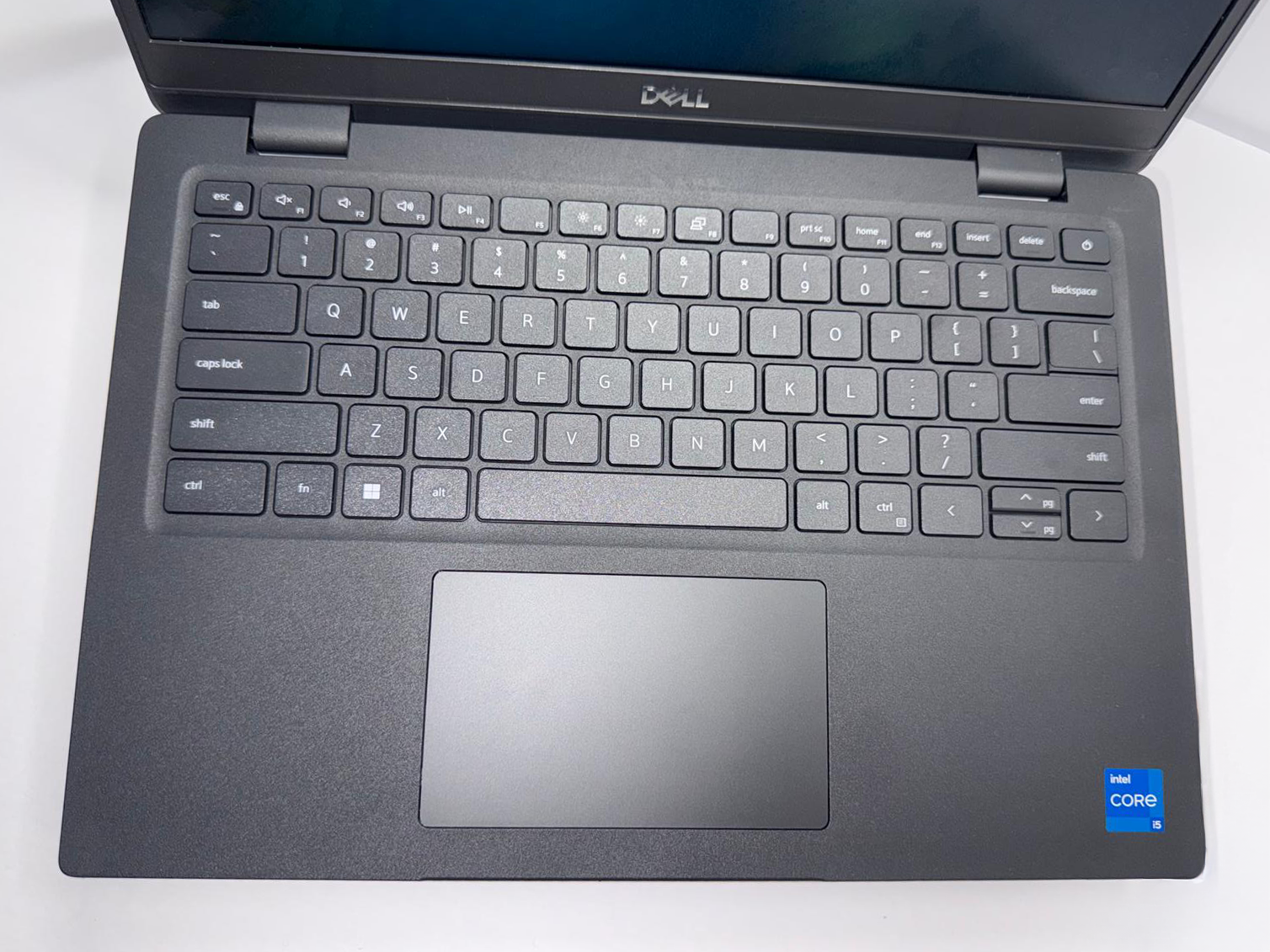 Dell Latitude 3420 - 14" HD | Core i5-1135G7 2.4 GHz | 8 GB RAM, 256GB Solid State Drive | Windows 11 Pro 64Bit | Refurbished